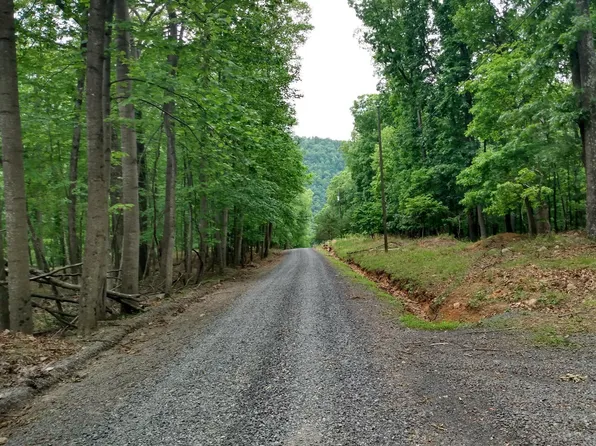 40A Rockview Ln, Great Cacapon, WV 25422