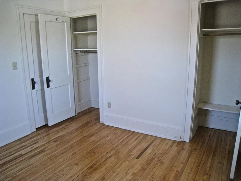 1395 Portland Ave — Photo 2