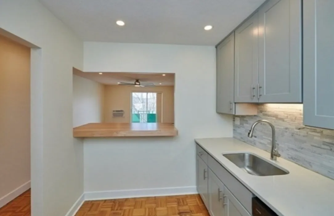 18 Pond Street - 23 — Photo 4