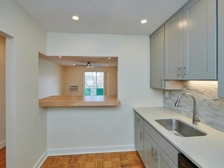 18 Pond St #23 — Photo 4