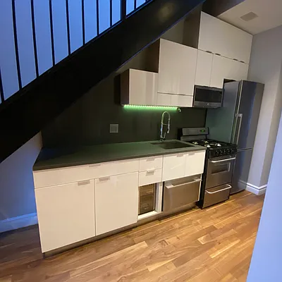 Rented by Nest Seekers International | media 11