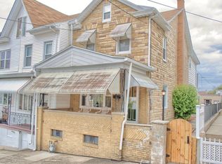 35 N Chestnut St, Mount Carmel, PA 17851