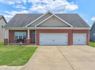 3630 Arbor Creek Dr, Newburgh, IN 47630