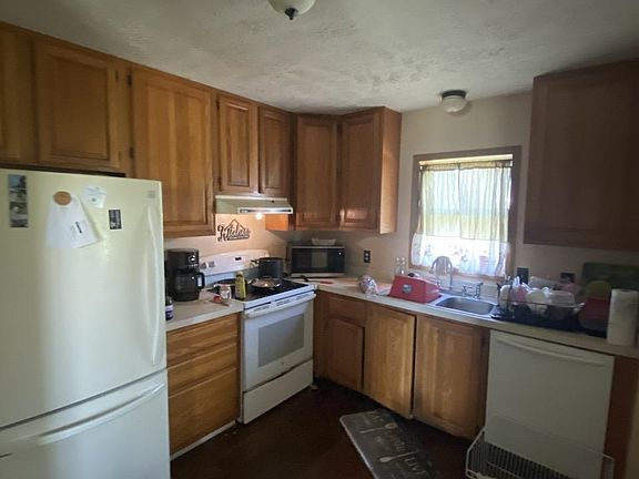 4th image of 275 S Reed St