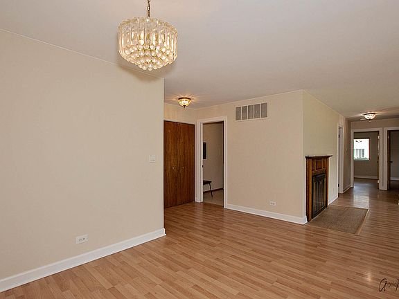 5th image of 5247 Rockpointe Ct #5247