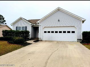 419 Tree Ct, Holly Ridge, NC 28445