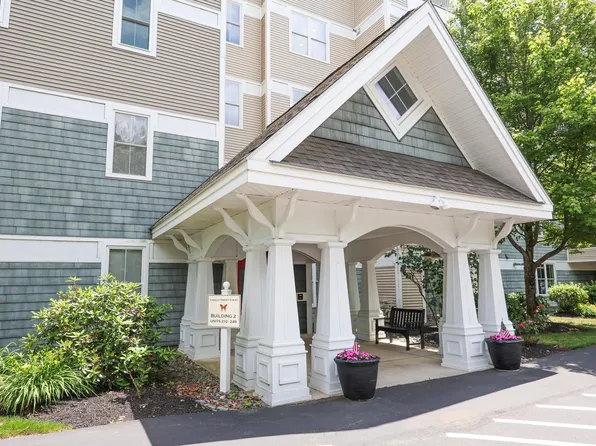 5 Sally Sweet Way #246, Salem, NH 03079