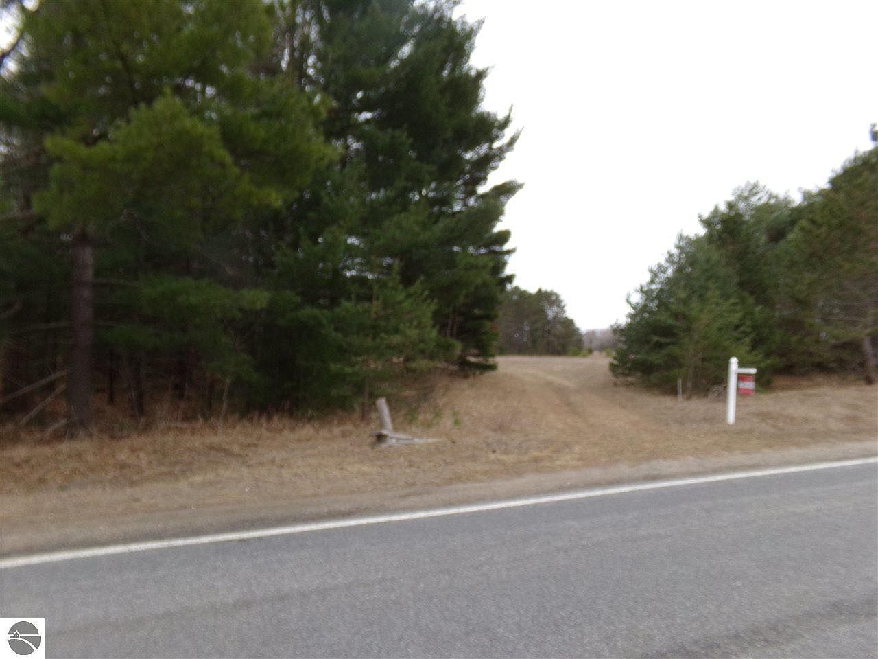 2064 Gina Marie Ln, Grawn, MI 49637 MLS 1883498 Zillow