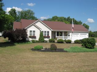 11338 S Lake Rd, Pavilion, NY 14525