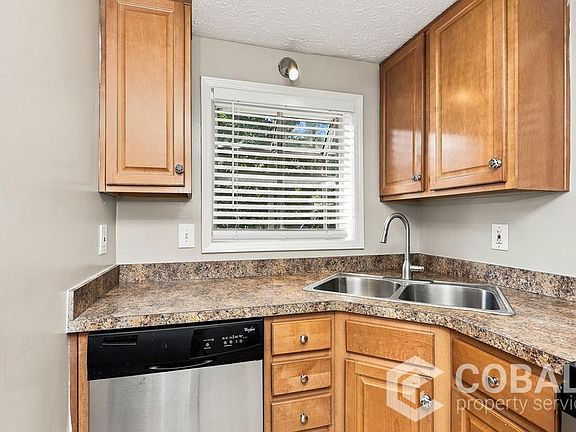 3rd image of 2030 Defoor Ave NW APT D10