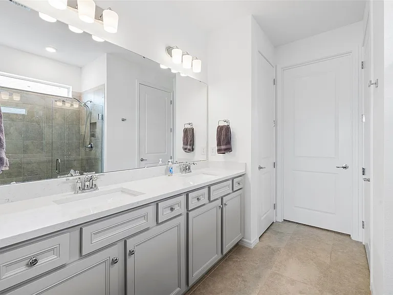 9454 Ballaster Pointe Loop — Photo 28