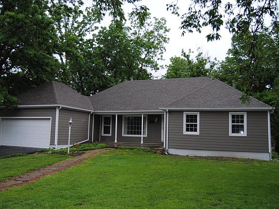 5th image of 1406 Kenwood Dr
