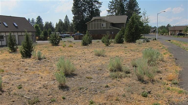 2nd image of 20999 Sedonia Ln