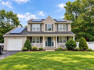 7 Redbud, Middle Island, NY 11953