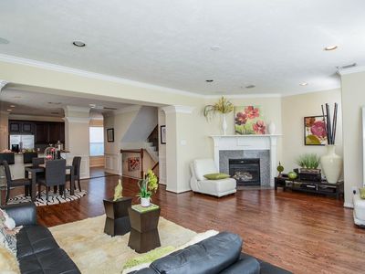 3275 Beverly Gardens Ct, Houston, TX, 77057