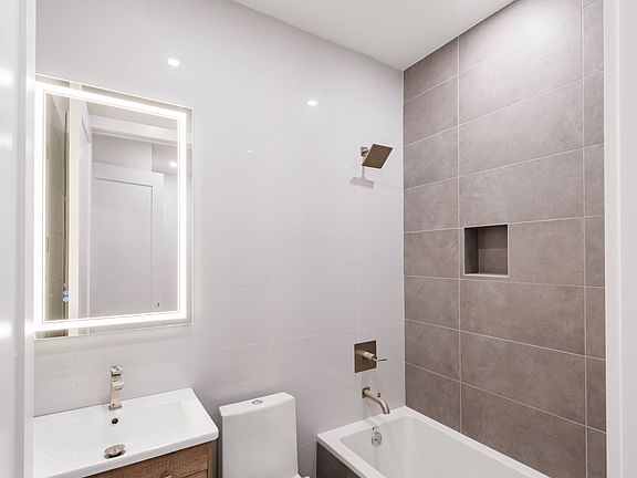 5th image of 1495 Dekalb Ave #3A