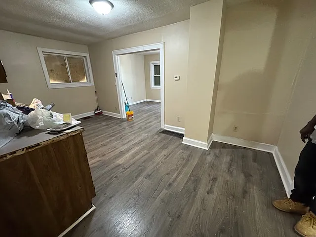 2368 Velma Ave — Photo 7