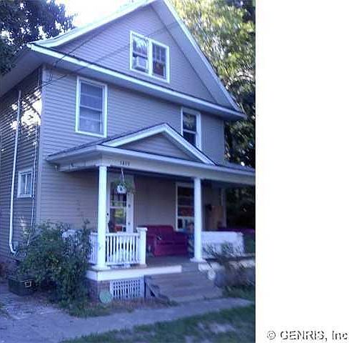 2nd image of 1415 Long Pond Rd