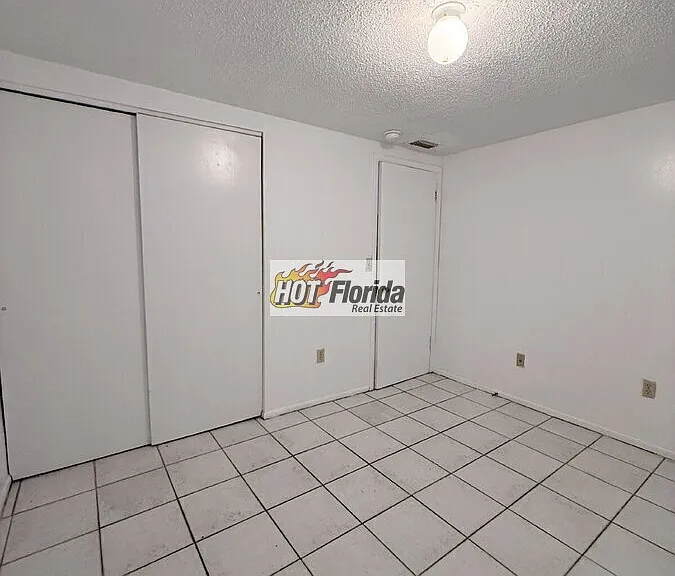 1003 Wildflower St #B — Photo 18