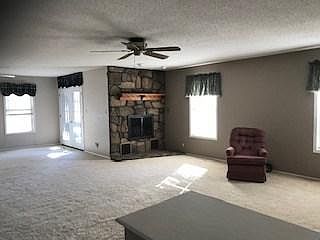 4th image of 6 Hillcrest Vlg