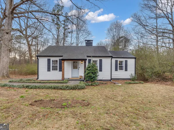 69 Bailey Dr, Newnan, GA 30263