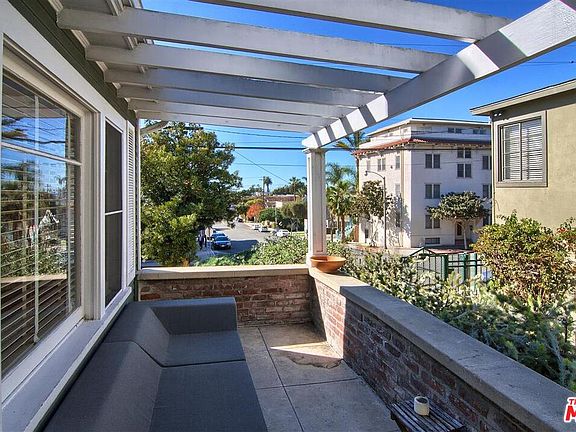 3rd image of 2401 3rd St #14