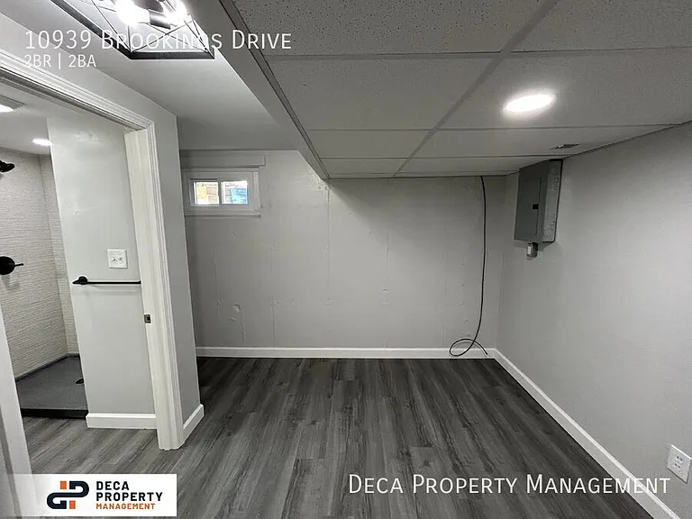 10939 Brookings Dr — Photo 14