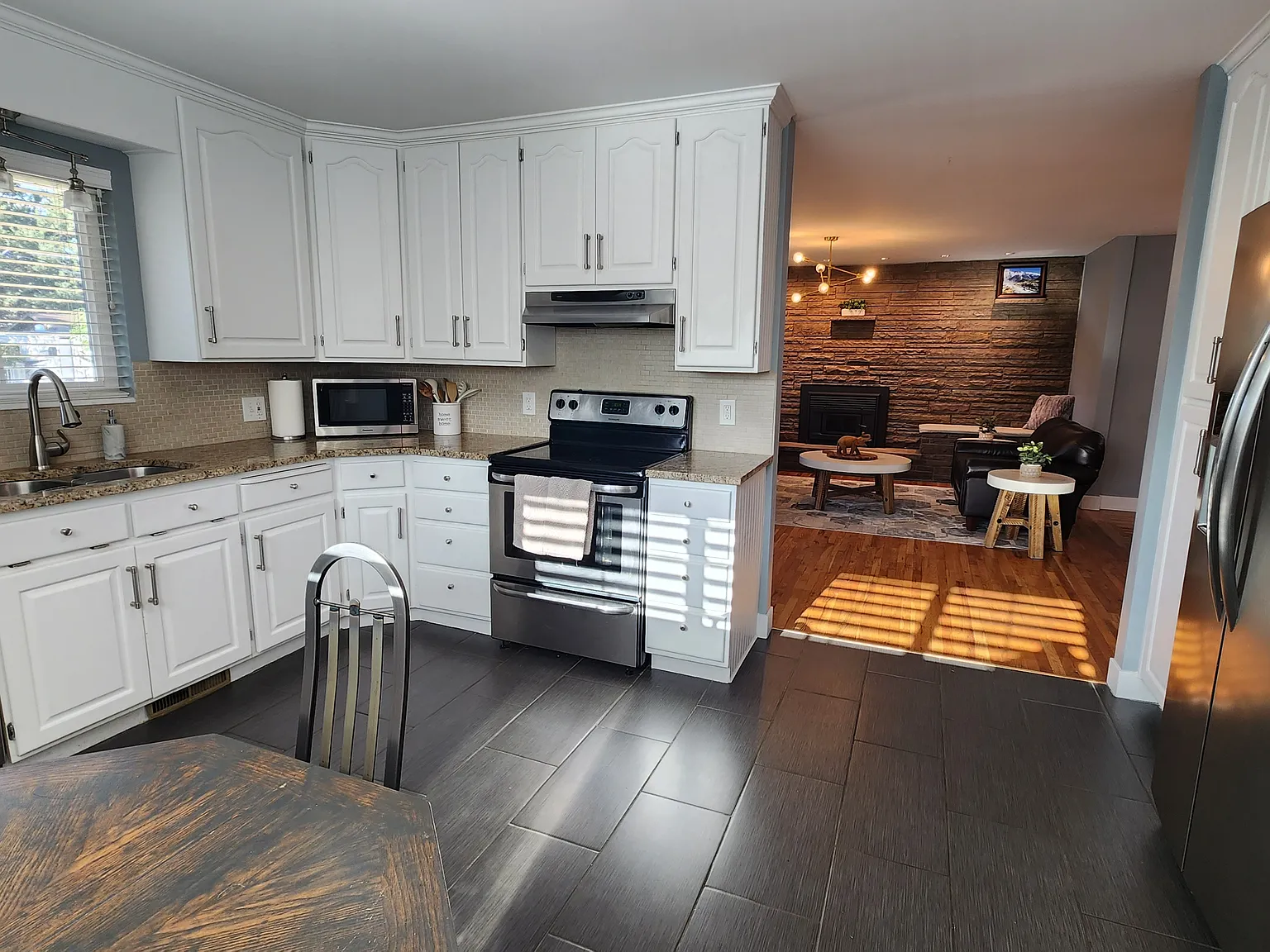 2551 E Gregson Ave — Photo 4