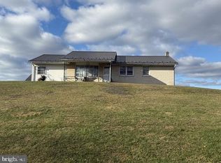 1 Gomer Rd, Newville, PA 17241