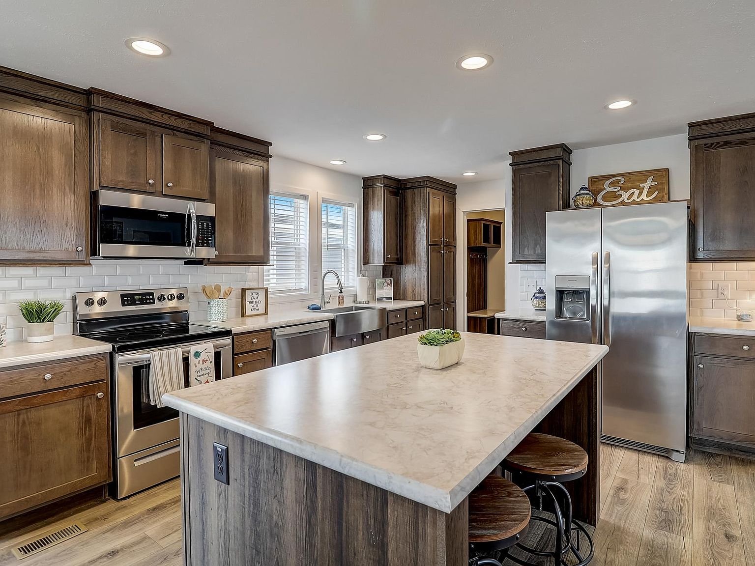 1199 E Santa Fe St 3 Bed 2 Bath, Gardner, KS 66030 Zillow