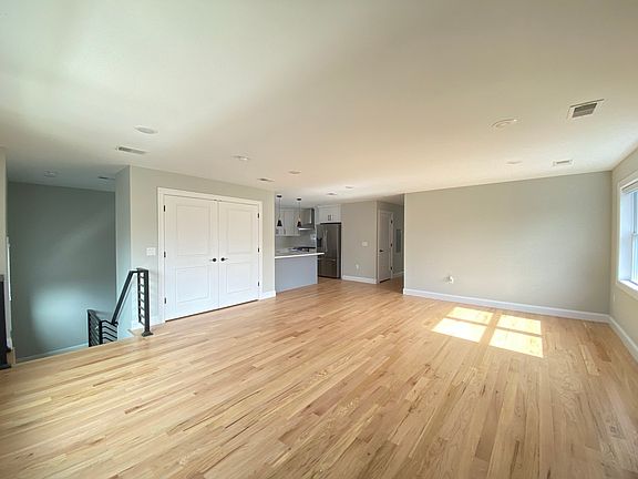 4th image of 105 Feronia Way Floor 2