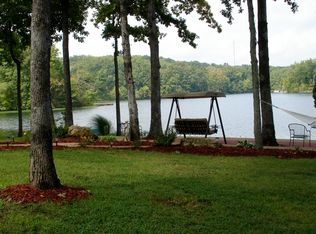 1011 S Lakeview Dr, De Soto, MO 63020