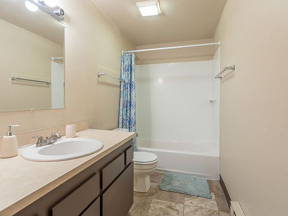4th image of 1101 N 22nd St