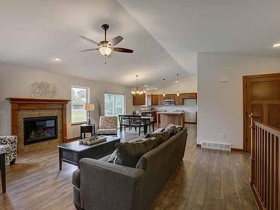 5th image of 2535 Sussex Pl