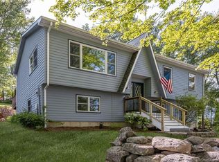 12 Eastview Dr, New Fairfield, CT 06812