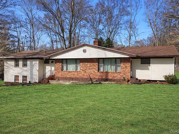 2nd image of 61 Rolling Ridge Road