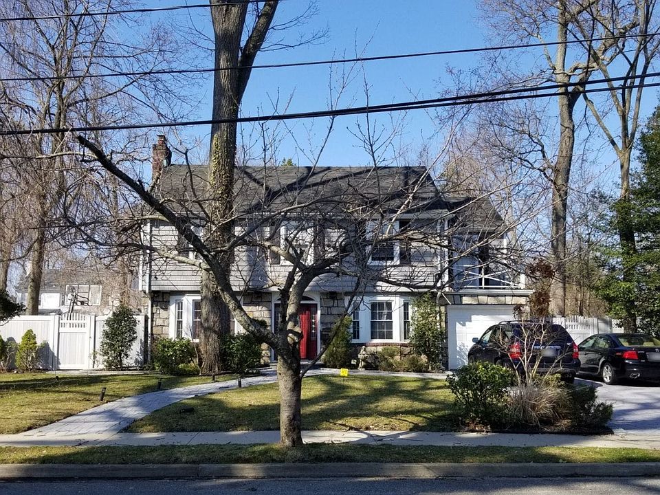 1st image of 212 Green Ave