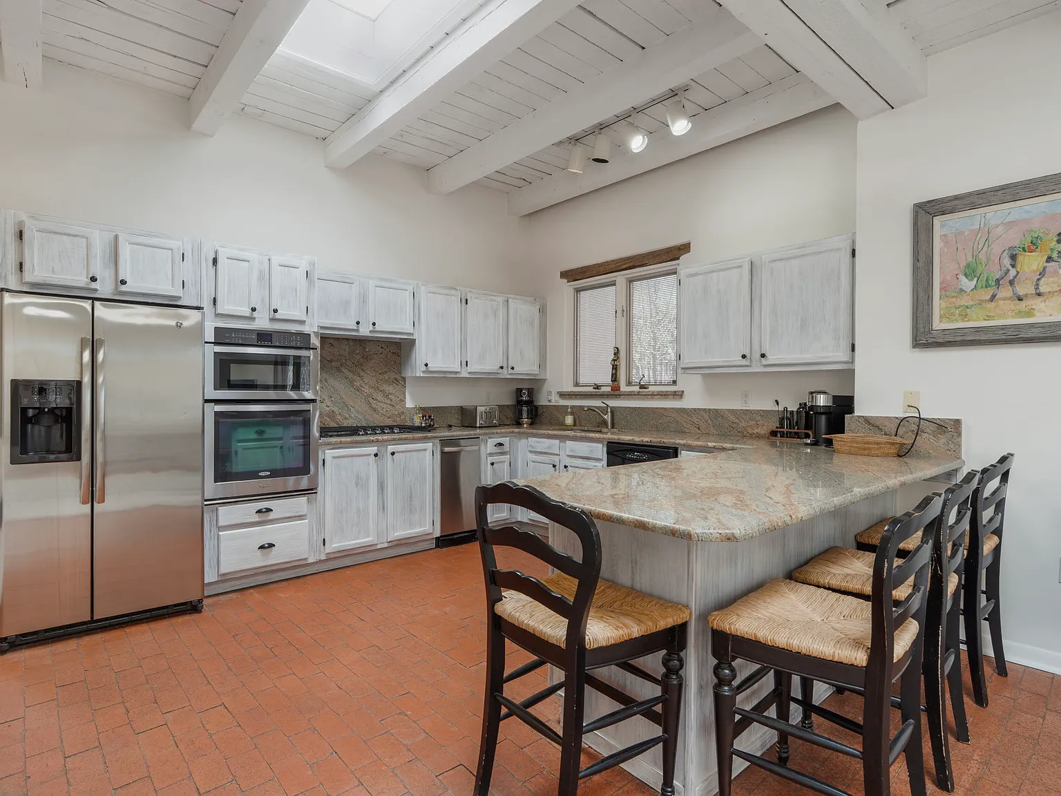 3 bed, 2119 sqft, $6,700 — Photo 3