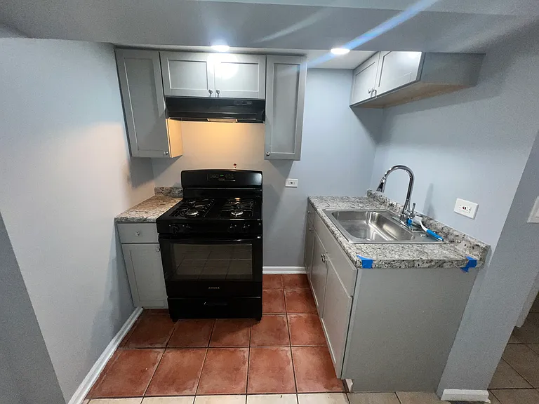 2701 E 75th Pl #G — Photo 9
