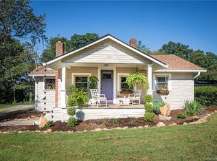 209 Padgettown Rd, Black Mountain, NC 28711