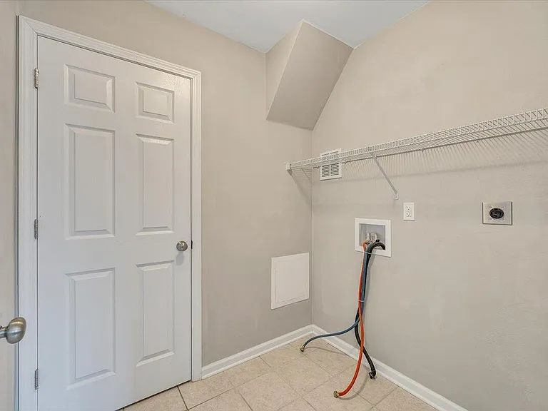 4602 Spring Willow Ln NW — Photo 19