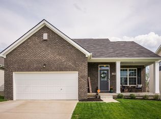 1101 Autumn Crest Ln, Louisville, KY 40245