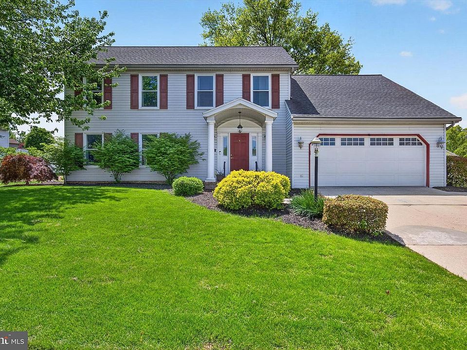 1st image of 570 James Dr