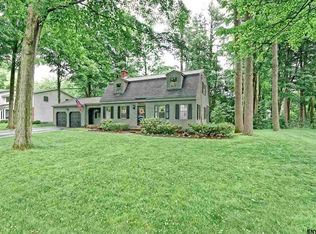 10 Eureka Ave, Saratoga Springs, NY 12866