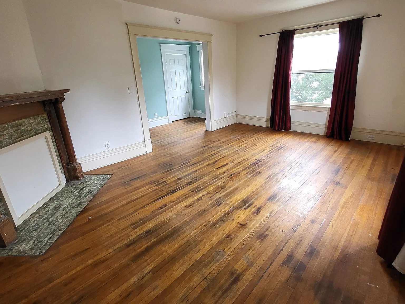 3 bed, 3000 sqft, $1,175 — Photo 3
