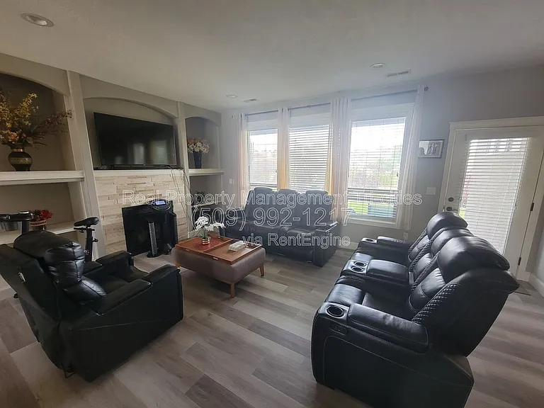4801 Pinehurst Dr — Photo 4