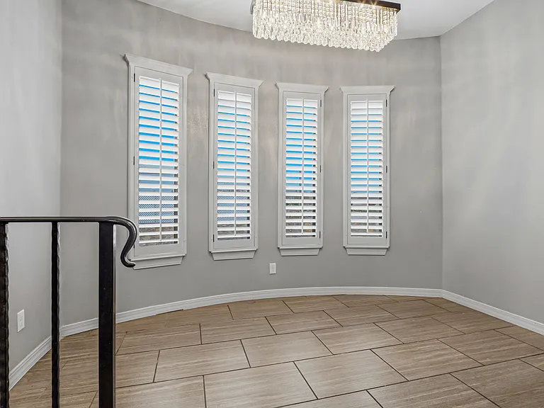 14293 Meadow Lake Ave — Photo 10