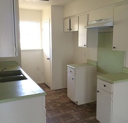 4th image of 14337 Carla Dr