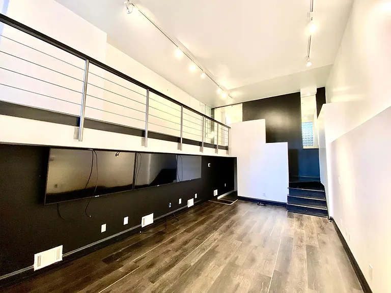 1823 Spring Garden St #1 — Photo 14