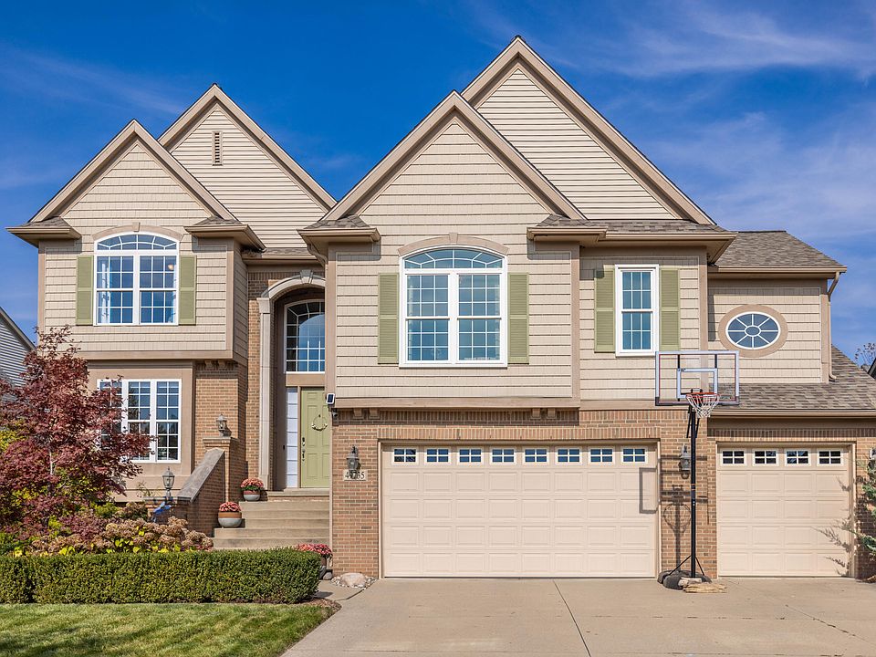 1st image of 49735 Parkside Dr
